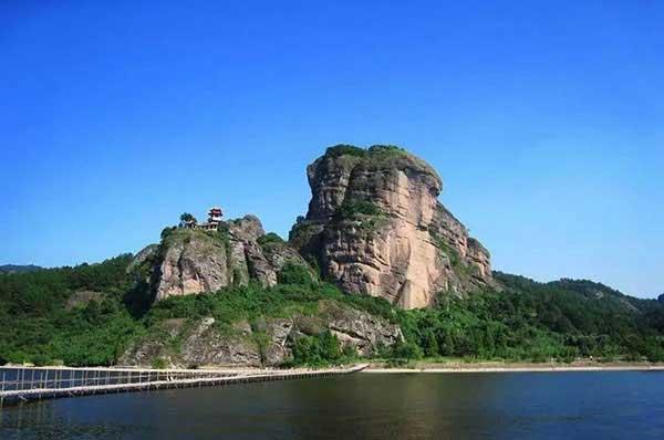 深圳白蟻防治：預(yù)防白蟻后，殘留的藥水會對人有毒嗎？